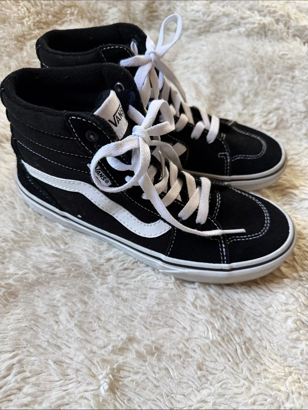 Vans Old Skool KIDS SK8-HI KIDS Boys Youth Size 4 Black High Top Suede Canvas